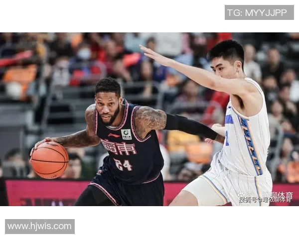 10月20日广东队与深圳队激战正酣谁将赢得这场精彩对决的胜利 10月20日广东队与深圳队激战正酣谁将赢得这场精彩对决的胜利